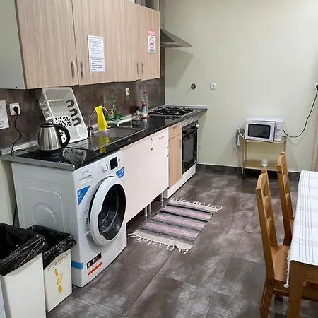 民宿 Quarto Com Varanda Em Arroios 1