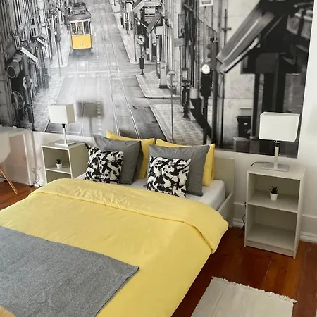 Quarto em Acomodações Particulares Quarto Com Varanda Em Arroios 1 Lisboa